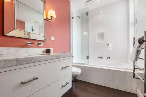 The Chatsworth Collection - A Contemporary Triplex