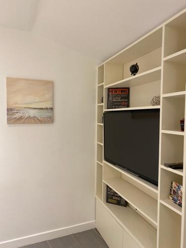 Studio cosy avec jardin & parking privé gratuit (Studio cosy avec jardin & parking prive gratuit) in Сан-Бріс-су-Форе