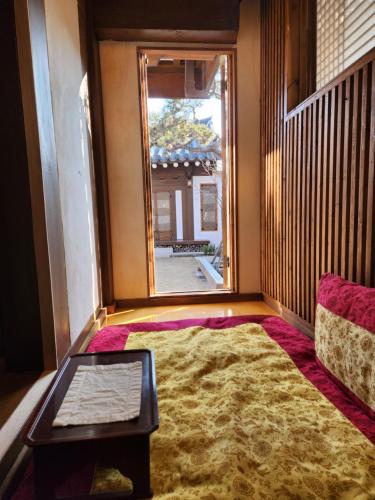 Budget Double Room image 5
