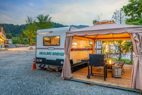 Chuncheon Healing Bridge