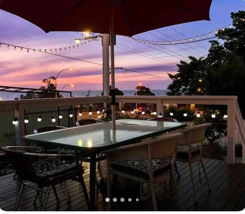 The Garden Pool and Spa house ocean views in Seacliff
