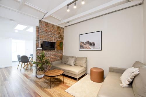 A Quaint Darlinghurst Cottage - image 5