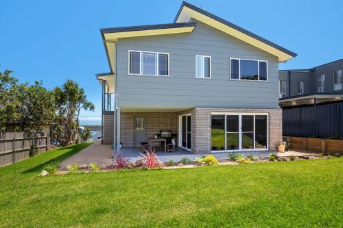 La Vista - Water Views & Mountain Vistas in Orient Point
