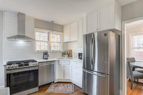 Highly desired Lindley Park home in Greensboro in Greensboro, USA
