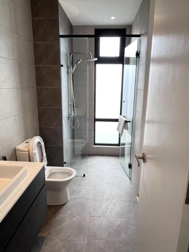 Axon Residence at Pavilion KLCC KL Tower view by KIMIRO Axon Residence at Pavilion KLCC KL Tower view by KIMIRO