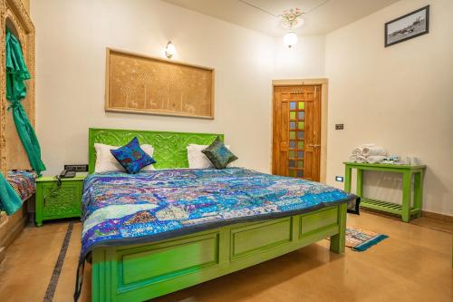 Superior Double Room image 9