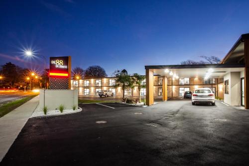 Whakatane Hotels