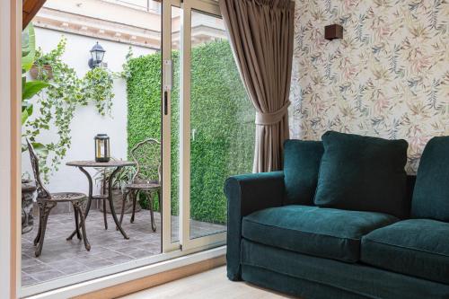 Vatican Vittoria Suites - Urban garden - Rooms - Vatican Museum 4