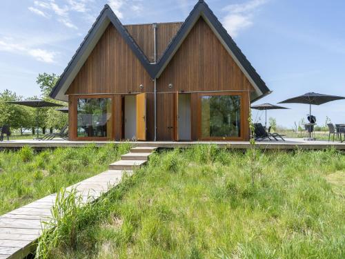  Vacation home on private island in Friesland in Goëngahuizen
