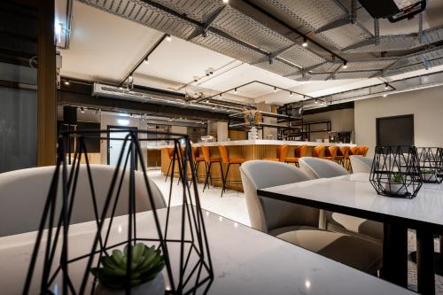酒吧/高級酒吧, GINN Apartment-Hotel Stuttgart-Esslingen in 埃斯林根市中心