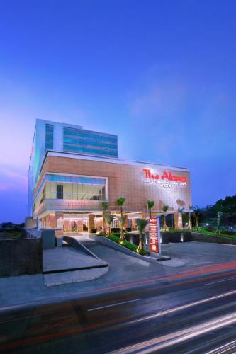 The Alana Hotel & Convention Center Solo by ASTON Surakarta