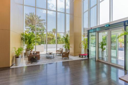 LUXFolio Retreats - Beautiful Hillside 1 Bedroom - image 4