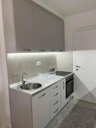 Stan na Dan-Apartman Smile Lukavica Stan na Dan-Apartman Smile Lukavica