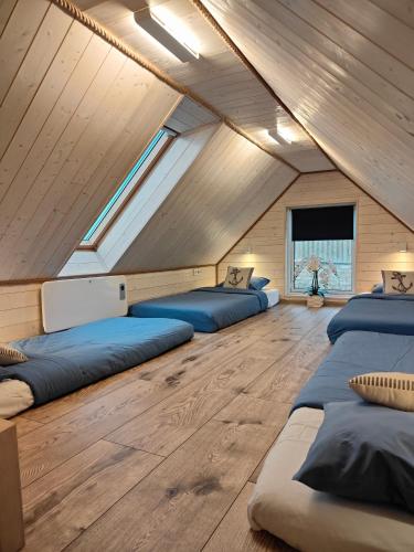 Pakri Parun Pakri Parun