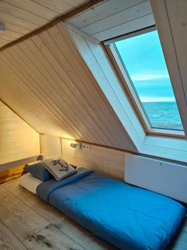 Pakri Parun Pakri Parun