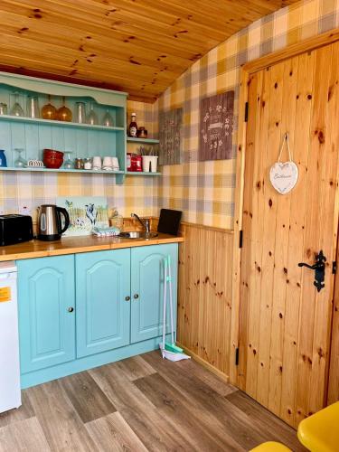 Shepherds hut Greencastle in Rousky