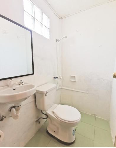 Seaside Hostel Malapascua Room Type - Family Room with Private Bathroom