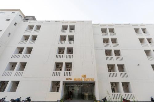 OYO Flagship Hotel Noida Residency Near ISKCON Temple Noida