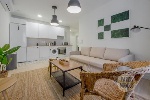 Spacious New Aparment para 8pax en la Plaza de Tirso