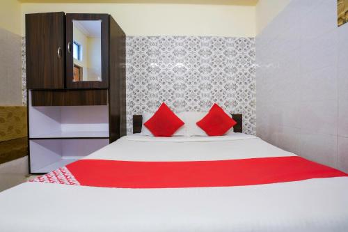 69076 OYO Hotel Sweekar