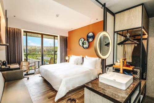 Deluxe - Garden View