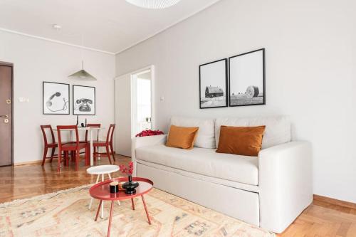 One-Bedroom Apartment image 8