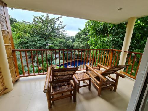 Amor Deluxe Suite with Swimming Pool Access - Hidden Paradise in ดินิวิด