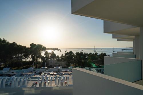 陽台/露台, 伊維薩妮可THB酒店 (Hotel THB Naeco Ibiza) in 桑特霍塞普德薩塔萊阿