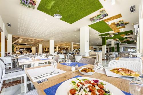 Nhà hàng, THB San Fermin Hotel in Benalmadena