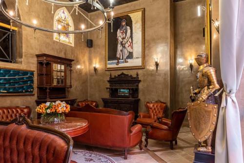 Alchemist Residence Von Goldenburg