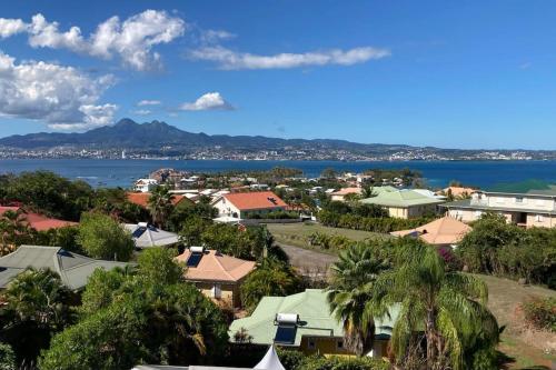 Magnifique Appartement Vue Mer, Suite Parentale. - Location saisonnière - Les Trois-Îlets