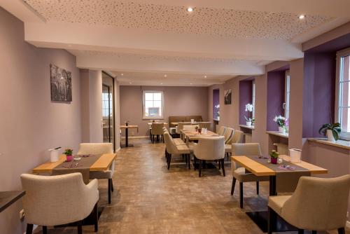 อาหารและเครื่องดื่ม, Weingut & Gästehaus Julianenhof (Weingut & Gastehaus Julianenhof) in นีลชไตน์