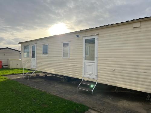 Coastal Caravan Holidays - Goldfinch 22