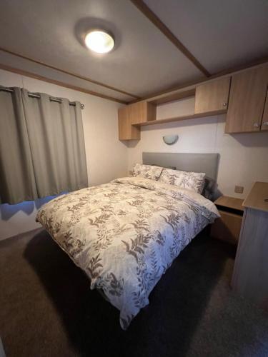 Coastal Caravan Holidays - Goldfinch 22