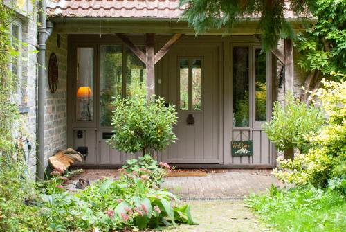 Cozy Somerset country cottage