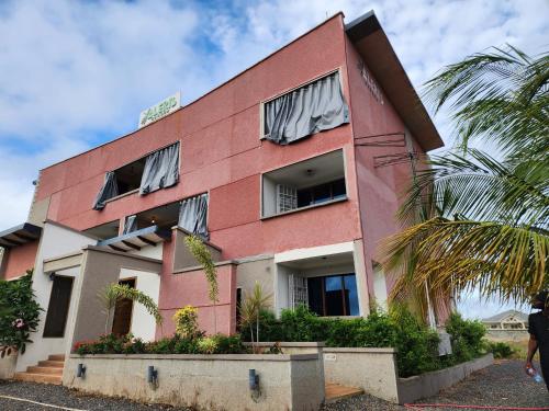 ALERI'S GARDEN in Big Ada