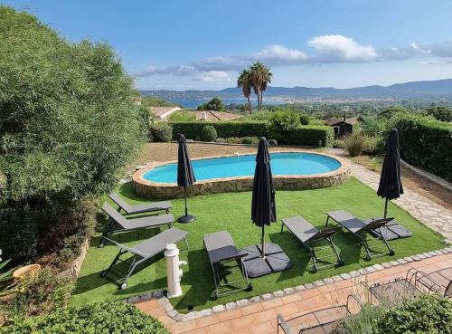 LE CLOS BUCCI - Golfe de Saint-Tropez - Les hauts de Grimaud, villa avec vue exceptionnelle - Location, gîte - Grimaud