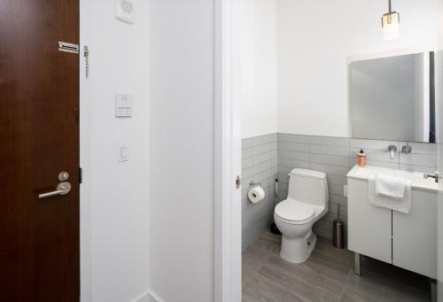 Spacious Luxury 2BD Downtown Gym W/D Doorman, New York (Foto 3)