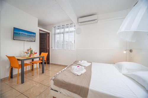 Studio 104 - Alpinia - proche plage, Les Trois-Îlets (zdjęcie 9)