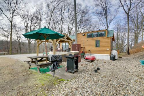 . Riverfront Portobello Cabin with Hot Tub and Canoe!