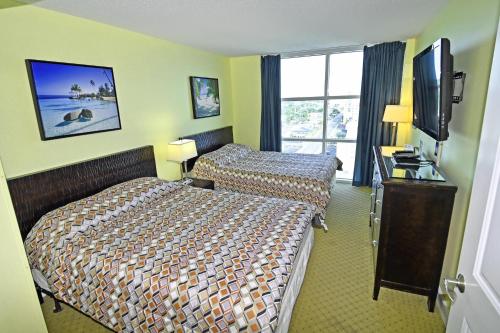 Luxury 3BR Seaside Resort 1403, Oceanfront, Shop, Dine, Enjoy in Myrtle Beach, USA