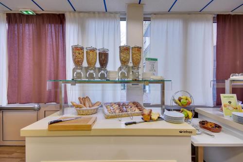 Brit Hotel Lille Centre - 식음료(F&B)