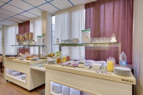 Brit Hotel Lille Centre - 식음료(F&B)