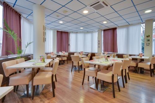 Brit Hotel Lille Centre - 레스토랑