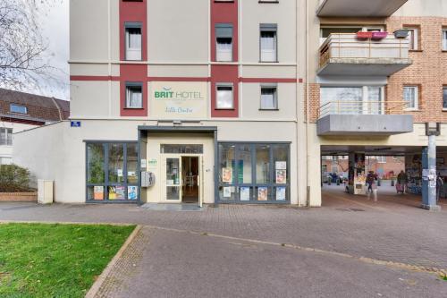 Brit Hotel Lille Centre - 숙소 외관