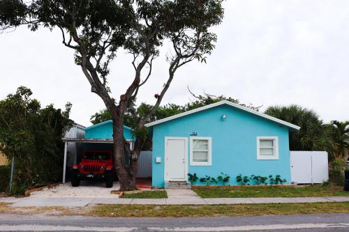 Caribbean Style House in Dania Beach, USA