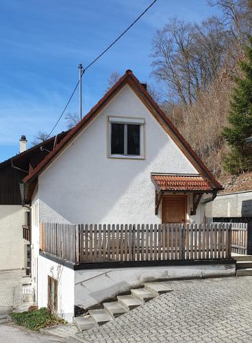 Ieeja, Bei München Ferienwohnung in Grafrath Amperschlucht (Bei Munchen Ferienwohnung in Grafrath Amperschlucht) in Schöngeising