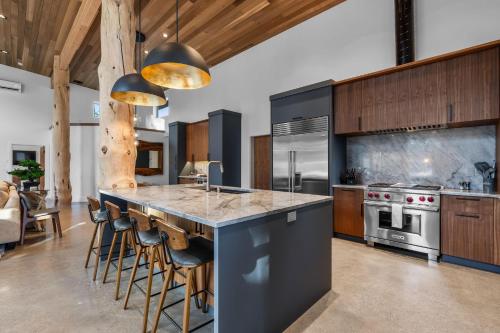 Juniper River Retreat in Tumalo