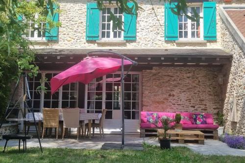 Градина, Maison Briadre Paris Disney gitelevouilly in Saint-Denis-les-Rebais