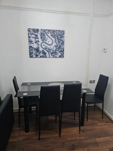 Your Happy Place-2 Bedroom House, Liverpool (photo 5)